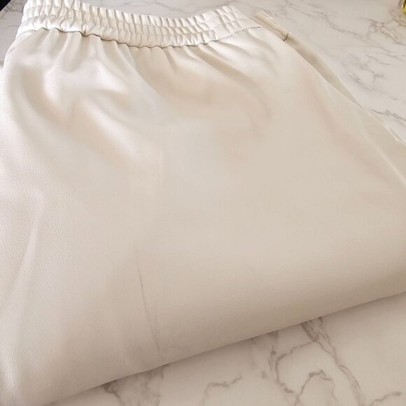 7 For All Mankind Elastic Waist Faux Leather Pants Pockets Cream Women Size XL - Picture 9 of 16